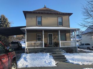 712 9th St, Wisner, NE 68791