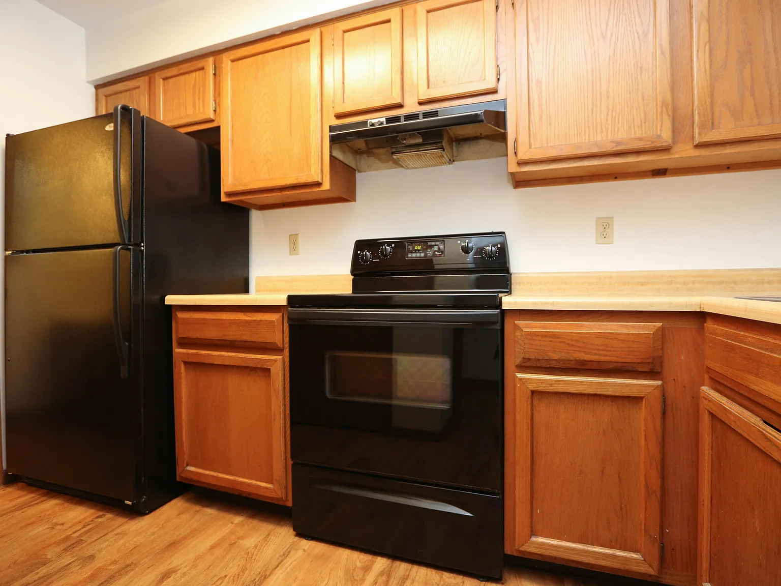 3 bed, 2.5 bath, $1,500 — Photo 3