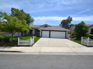 29512 Westwind Dr, Lake Elsinore, CA 92530