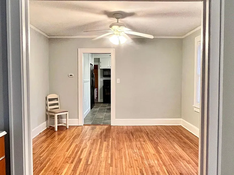 215 E Blue Ridge Dr — Photo 4