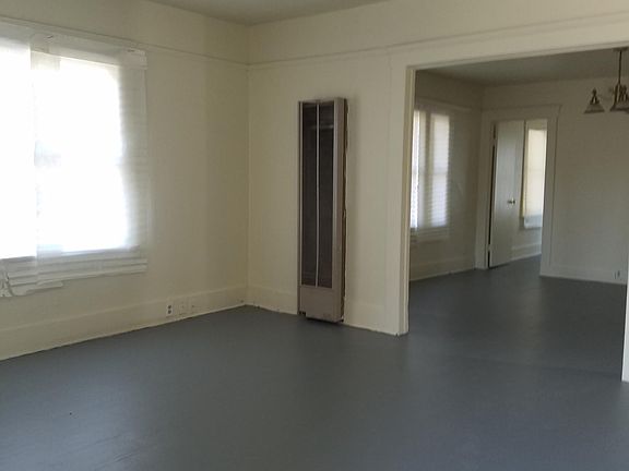 2nd image of 2128 E Hammond Ave