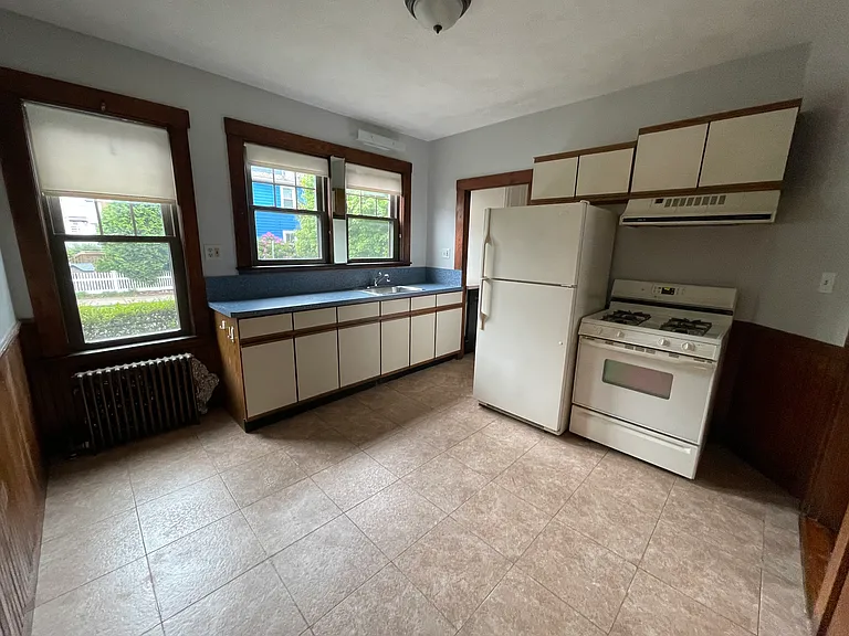 64 Adams St #64 — Photo 2