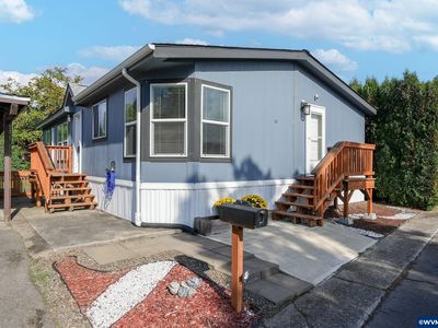 141 S 17th St #15, Independence, OR, 97351