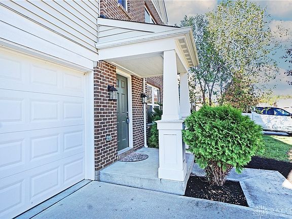 3rd image of 481 Harrison Woods Ct