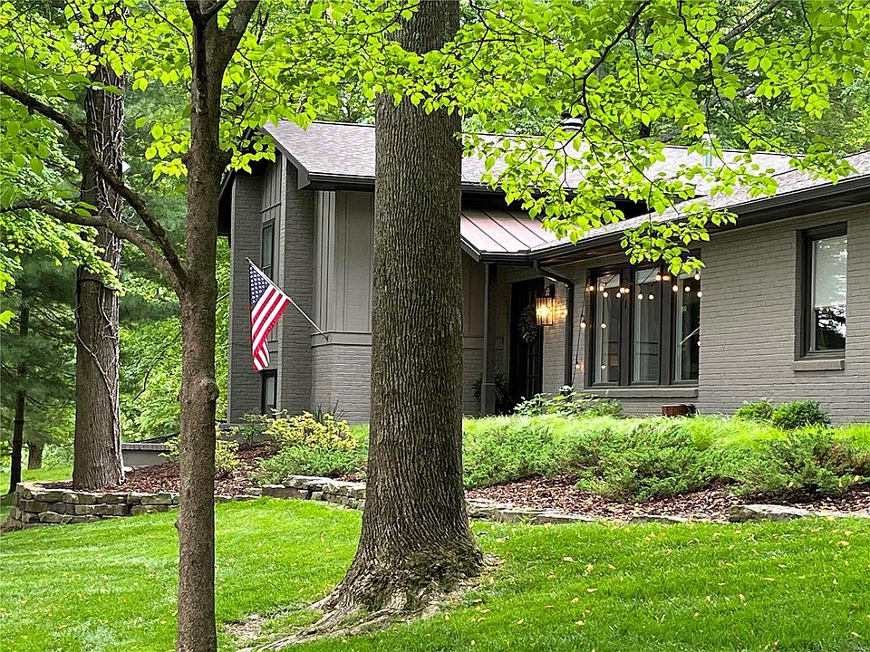 1st image of 625 Sylvan Ln