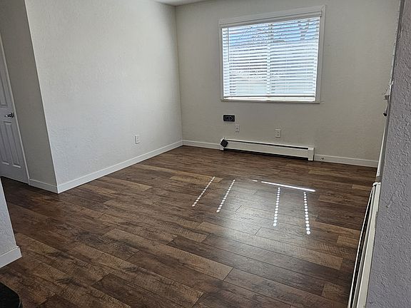 4th image of 895 Iowa Ave APT 201