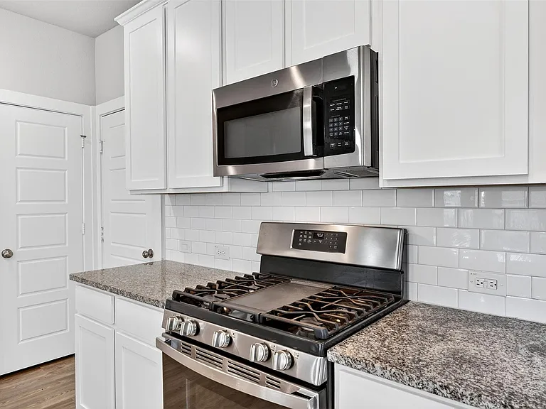 21619 Coral Mist Dr — Photo 12