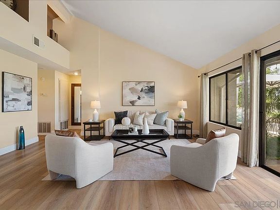 5th image of 328 Montecito Gln