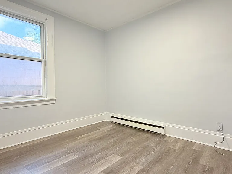 1238 Richmond St #2 — Photo 9
