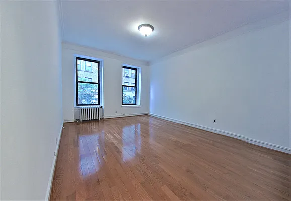 Rented by CitySites Real Estate Group | media 8