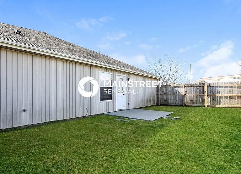 222 Palmer Ct — Photo 16