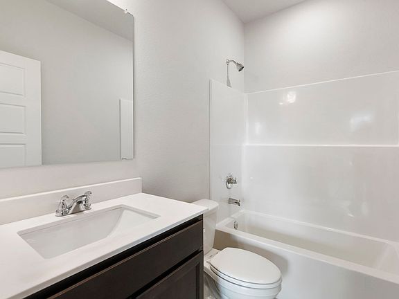 4th image of 603 Rockbridge Dr