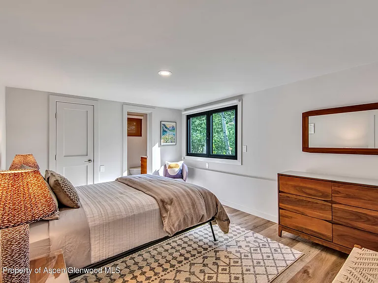 432 Fairway Dr — Photo 12
