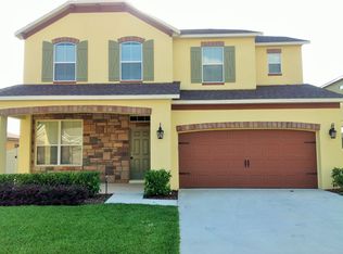 833 Woods Landing Dr, Minneola, FL 34715
