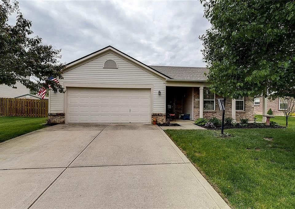 1st image of 5830 Edgewood Trace Blvd