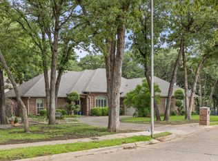 417 Schooner Dr, Azle, TX 76020