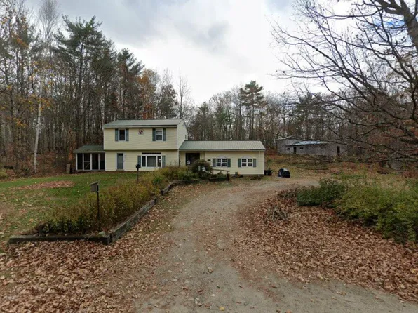 779 Deering Ridge Rd, Waterboro, ME 04030