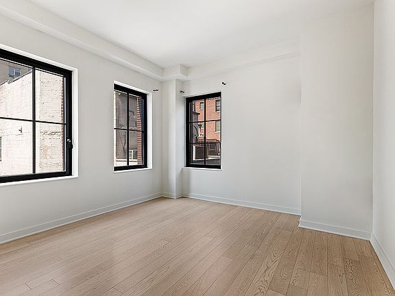3rd image of 959 1st Ave #6F