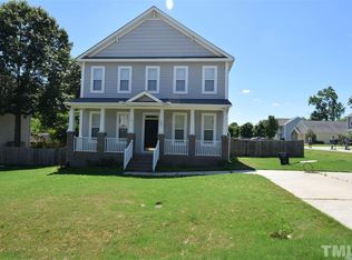 201 McCarthy Dr, Clayton, NC 27527