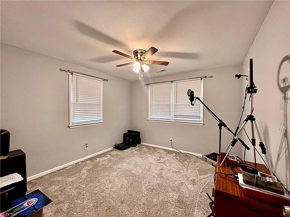 4th image of 443 Beauregard Dr