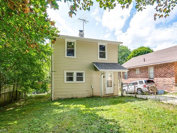 4th image of 233 Sobul Ave
