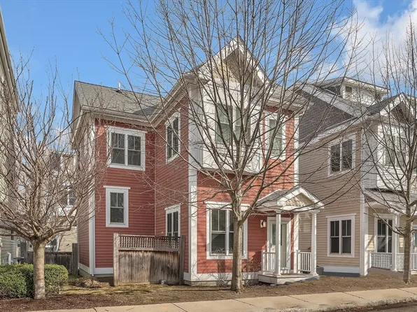 109 Harvey St #109, Cambridge, MA 02140