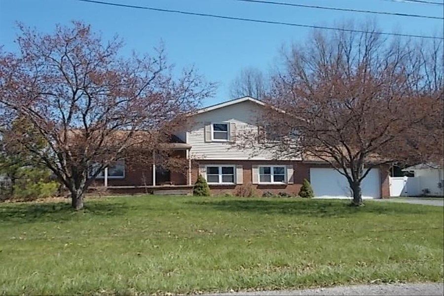 1st image of 725 Esme Dr