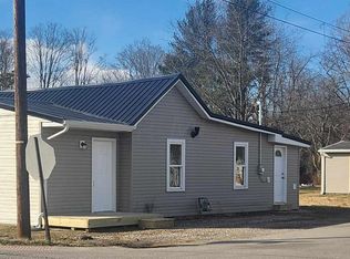 1044 Ohio Ave, Logan, OH 43138