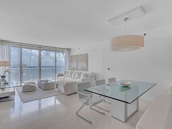 4th image of 465 Brickell Ave APT 2703