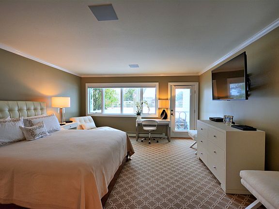 4th image of 155 Hill St APT 9