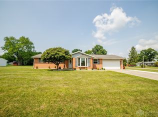 5810 Sterling Ct, Tipp City, OH 45371