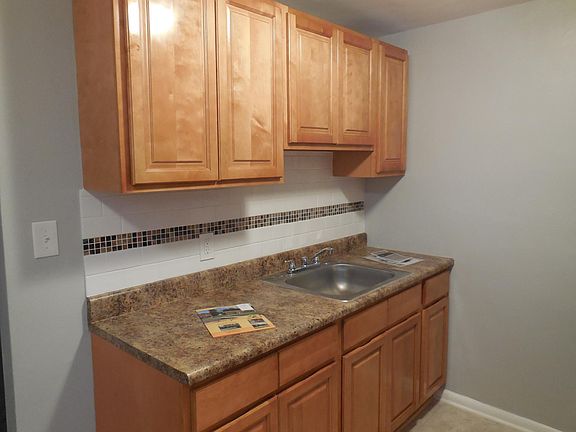 5th image of 1628 Lincoln Ave APT D3