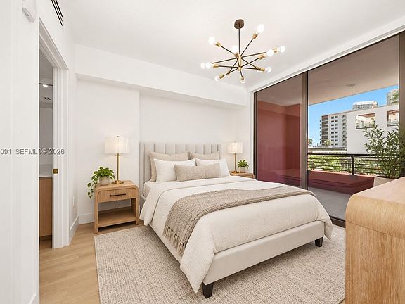 4th image of 90 NE 32nd #411