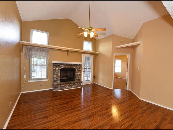 4th image of 11140 Loma Roja Dr