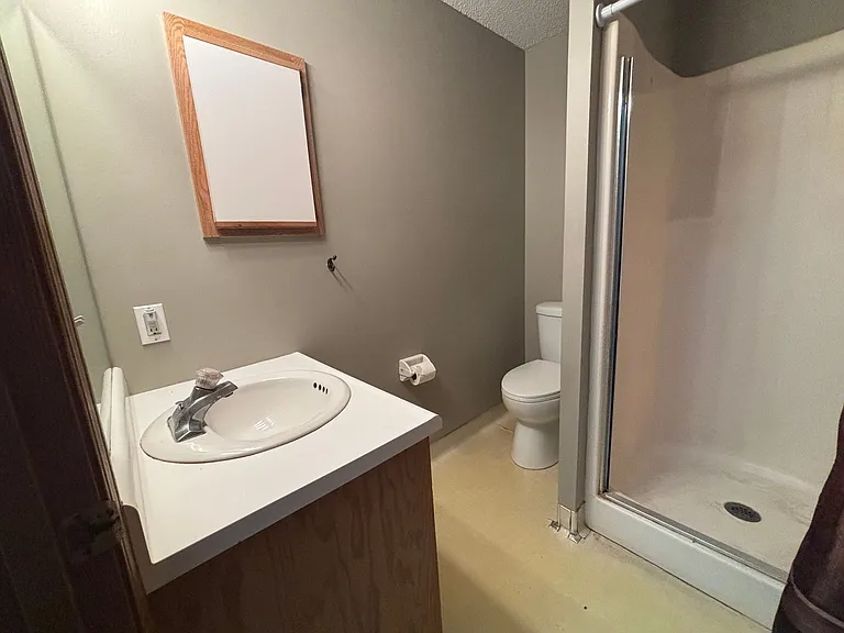 2135 S 46th Ave — Photo 19
