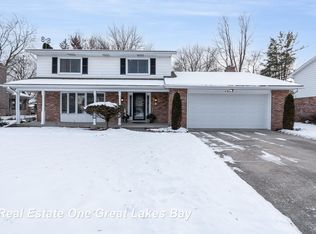 4899 Audubon Dr, Saginaw, MI