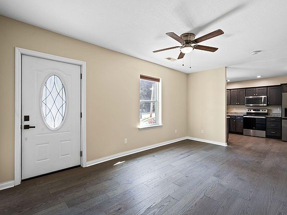 5th image of 119 Hogan Rd