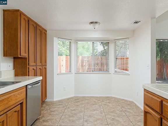 4th image of 8017 Spengler Dr