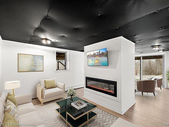 4th image of Shimmons Shimmons Rd