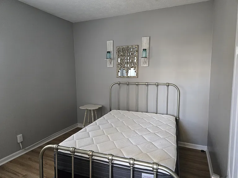 214 Country Club Ln #C — Photo 6