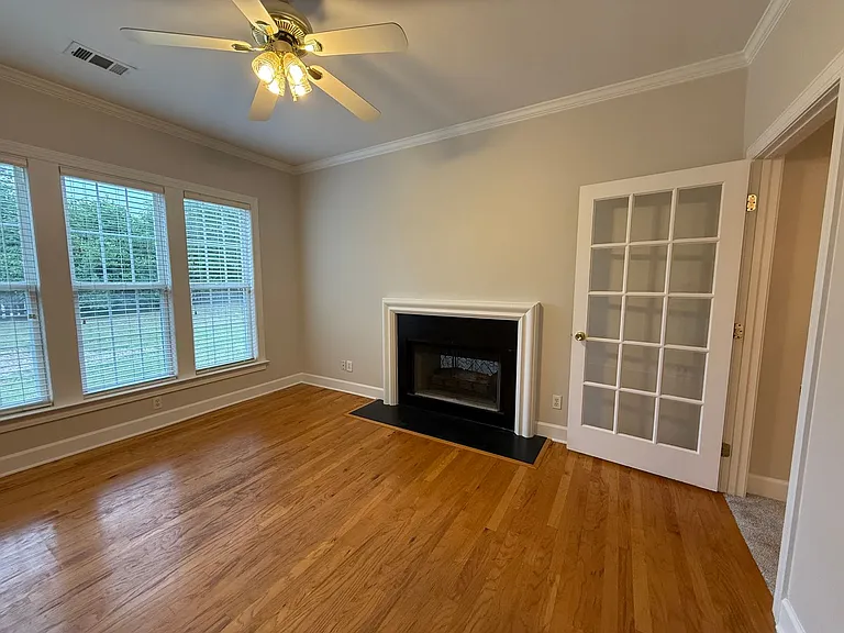 11 Treyburn Ct — Photo 6