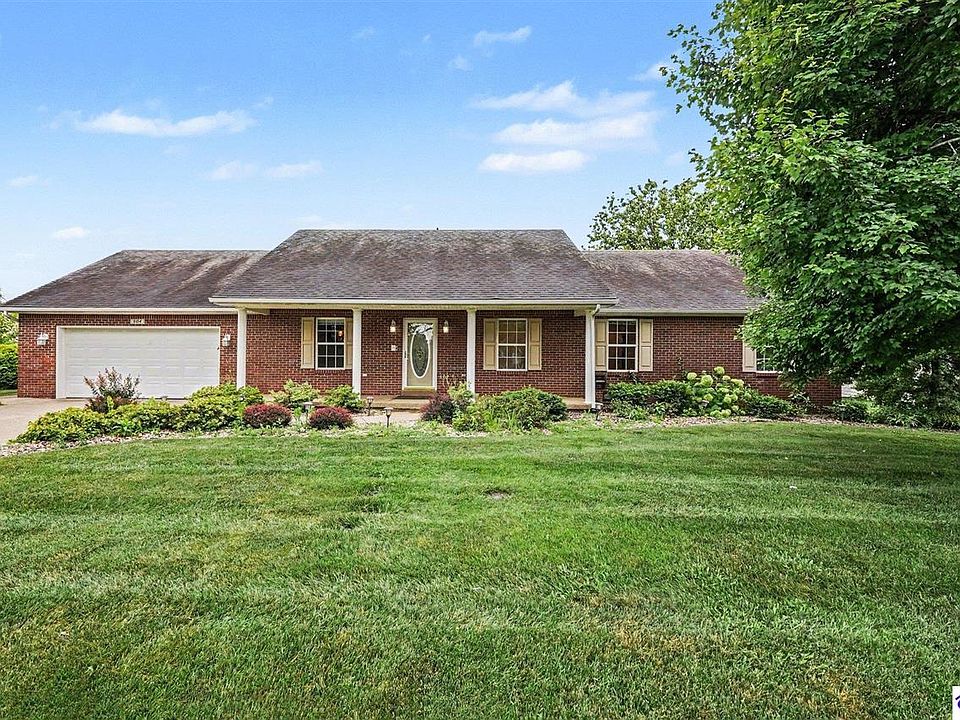 1st image of 604 Hickory Ln