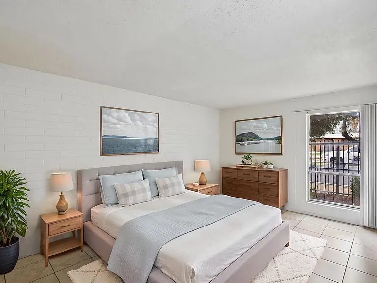 Catalina View Apartments — Photo 29