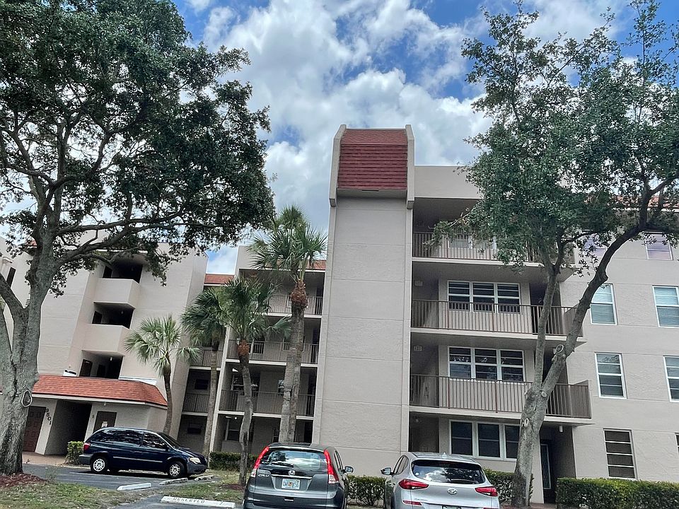 1st image of 1931 Sabal Palm Dr APT 208