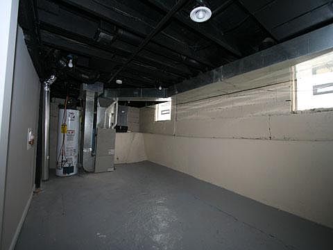 2nd image of 501 Norwood Ave SE
