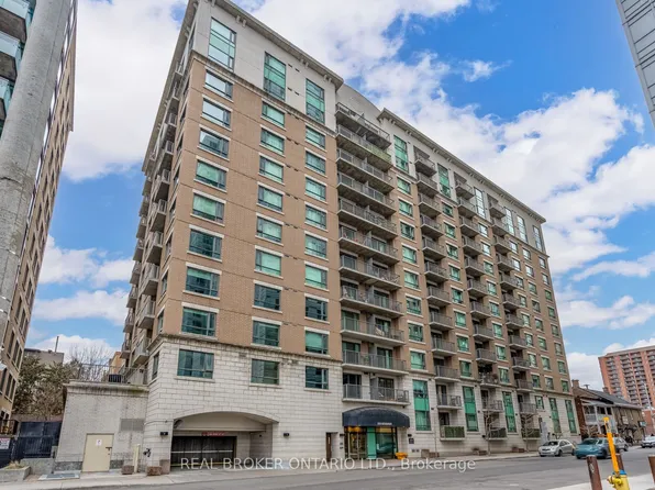 200 Besserer St #308, Ottawa, ON K1N 0A7