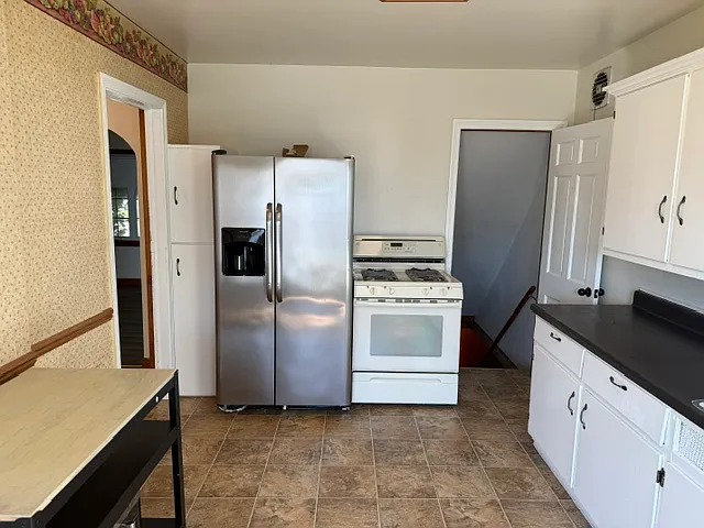2 bed, 1326 sqft, $1,895 — Photo 4