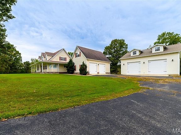 2nd image of 24155 Red Oak Rd