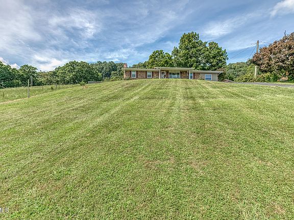 4th image of 22478 Clayman Valley Rd