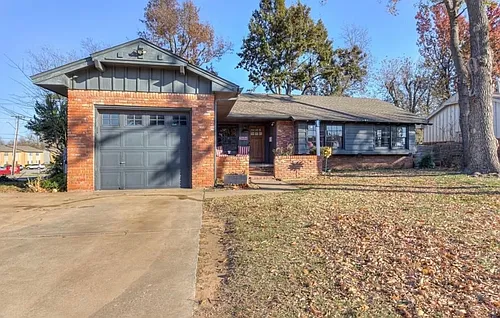 2604 N Towry Dr Photo 1